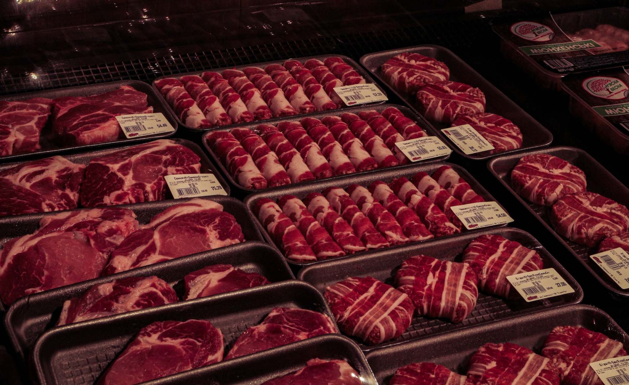 Grass-fed lamb box delivery from Your Farmer — pasture-raised lamb cuts vs local butcher bulk, NSW & ACT